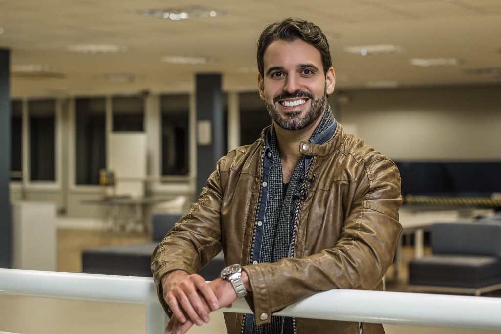 Quem é Raphael Lassance